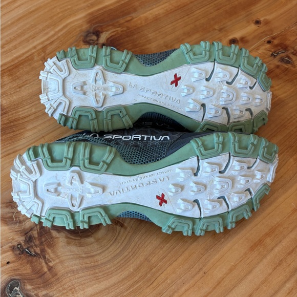 La Sportiva Bushido ll GTX trail running shoes, size women’s 8.5. - Picture 5 of 8